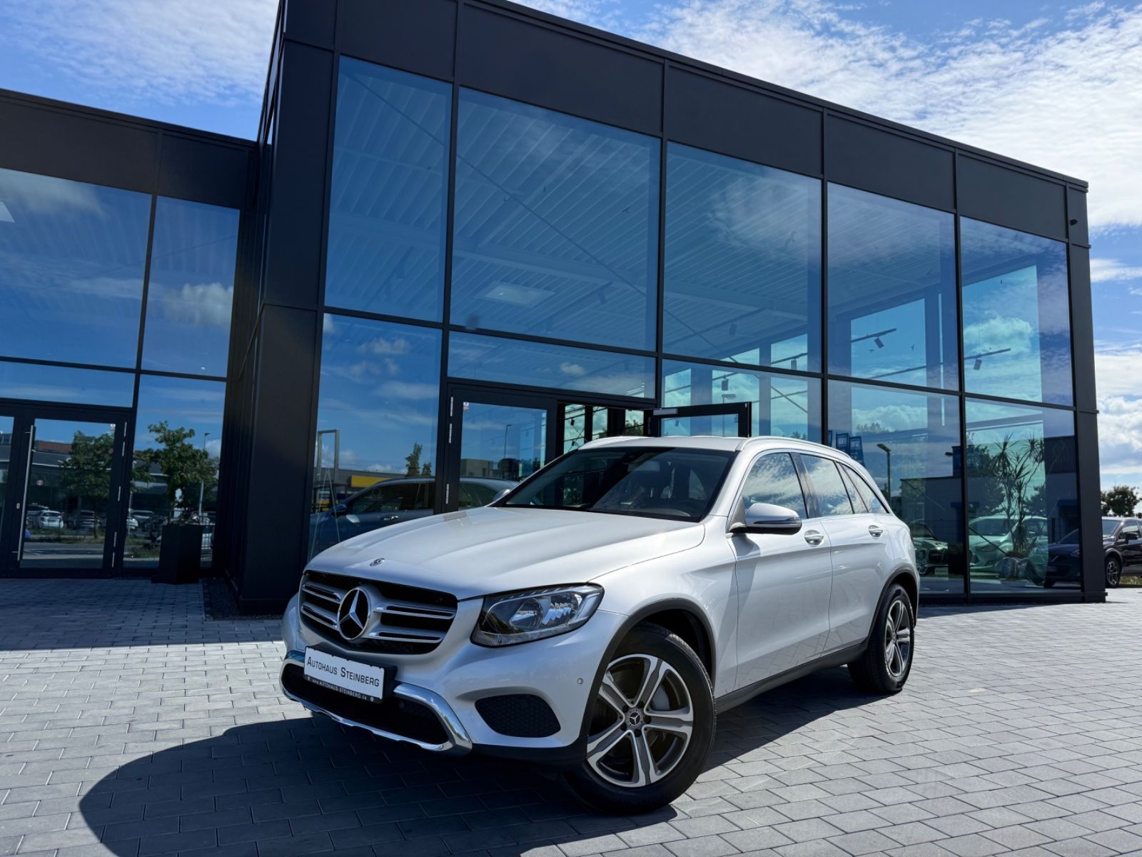 Mercedes Mercedes-Benz GLC 250 4Matic Exclusive 1.Hand Navi