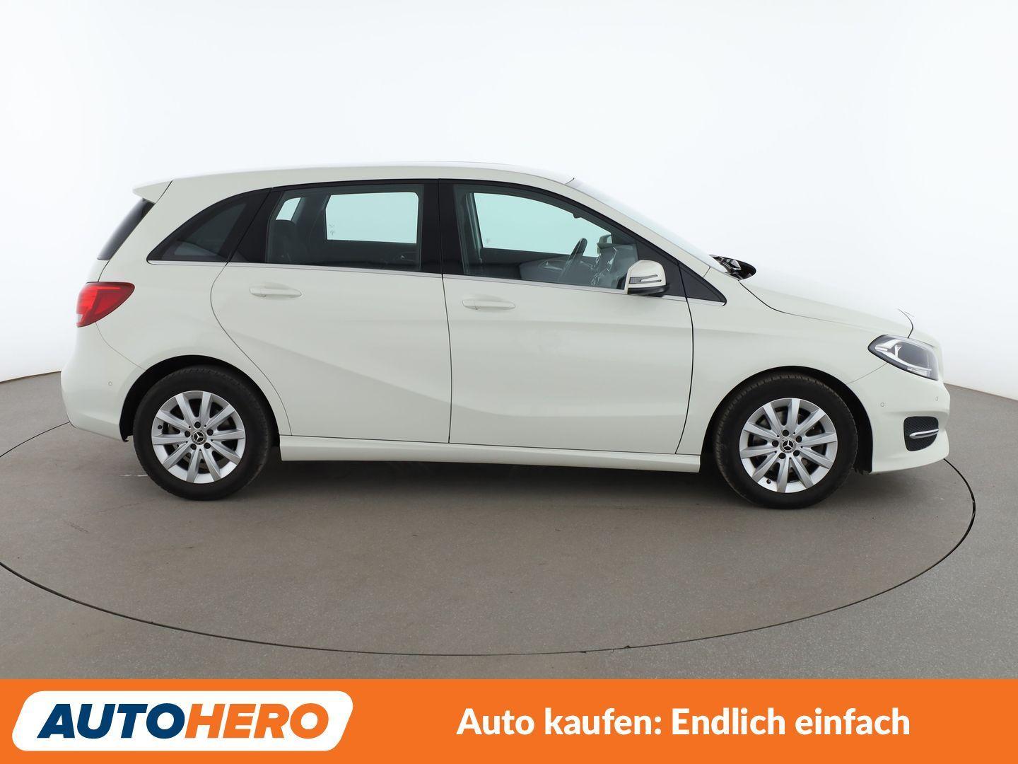 Mercedes-Benz B 180 Style *NAVI*TEMPO*PDC*SHZ*