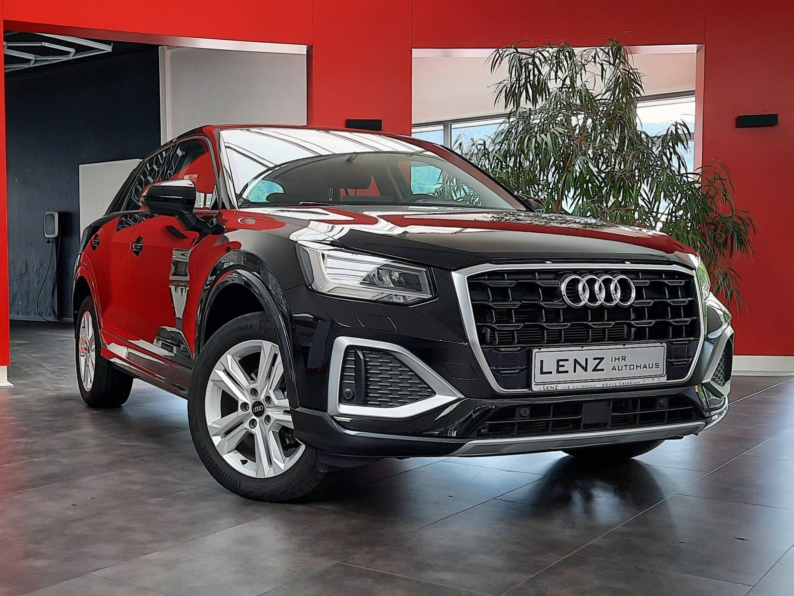 Fahrzeugabbildung Audi Q2 30 TFSI advanced *Cam*LED*PDC*Sitzhzg*AppC*