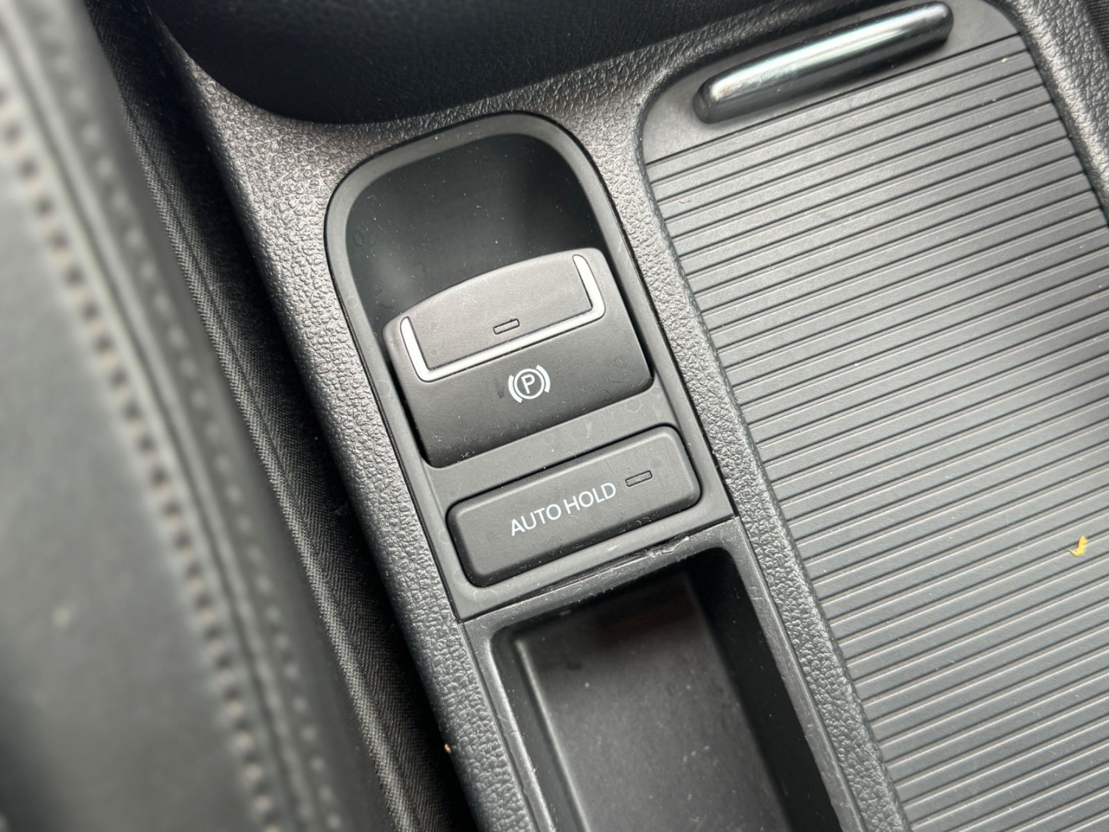 Fahrzeugabbildung Volkswagen Tiguan Sport & Style 4Motion/Kam./Leder/AHK