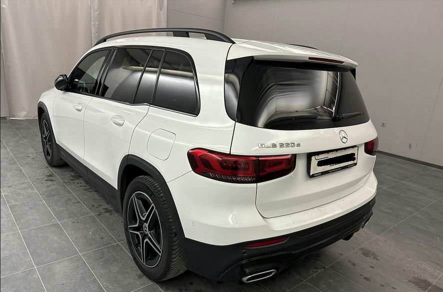 Fahrzeugabbildung Mercedes-Benz GLB 220 d *AMG-LINE*NIGHT*DITRO*AHK*NAVI*