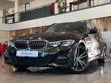 BMW 320d Touring M-Sport CockpitProf Pano Memory 19"