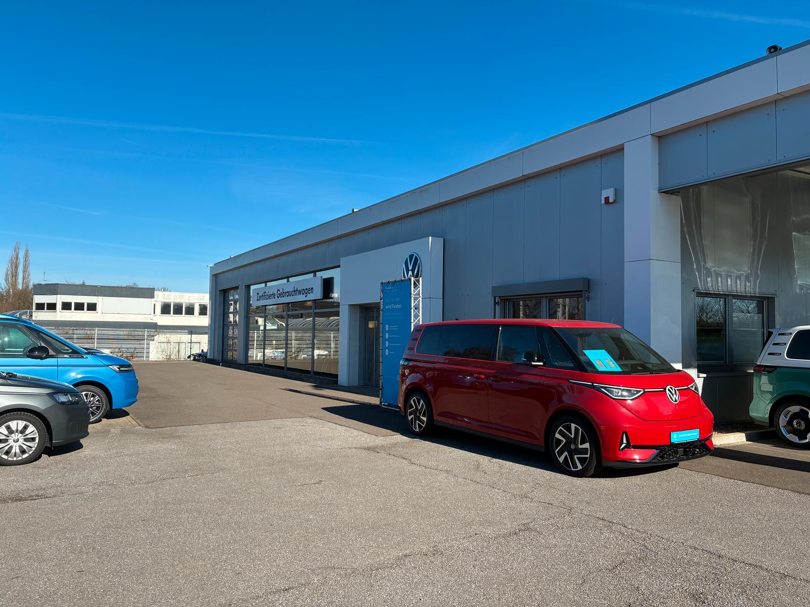 showroom-image-main