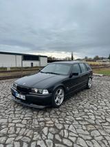 BMW E 36 Touring 323i - BMW 323: Kombi, 323i