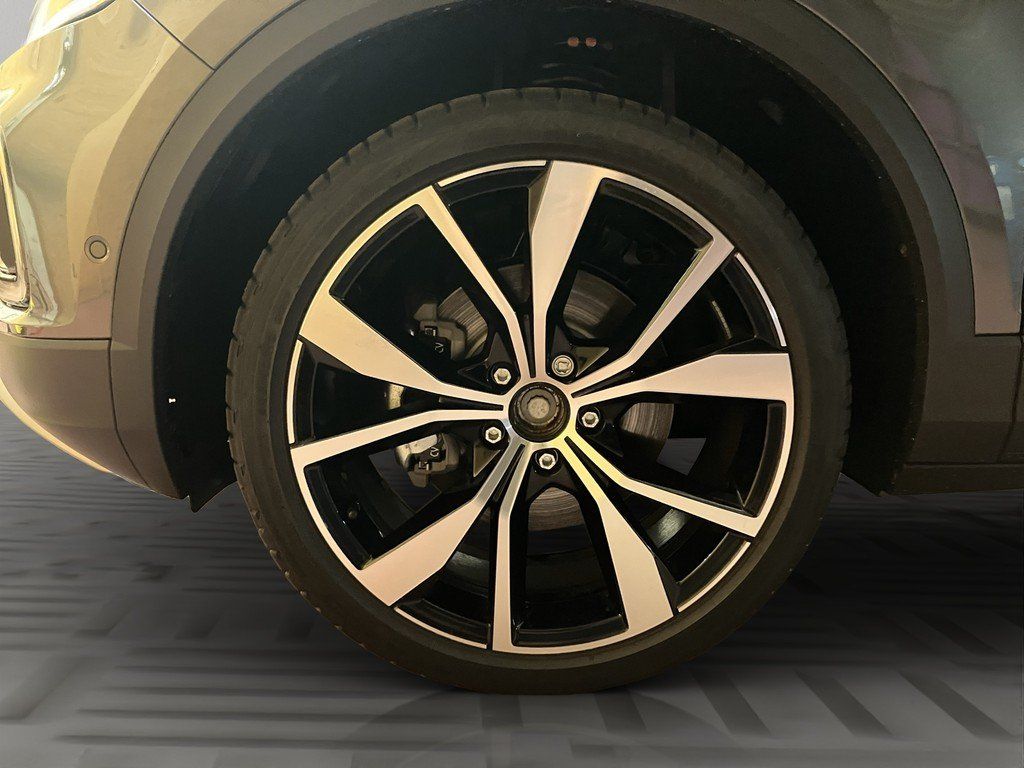 Volkswagen T-Roc 2.0 TDI DSG Style LED ACC Navi AHK imagem 2