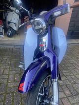 Honda Super Cub 125 - Honda C 125 Super Cub