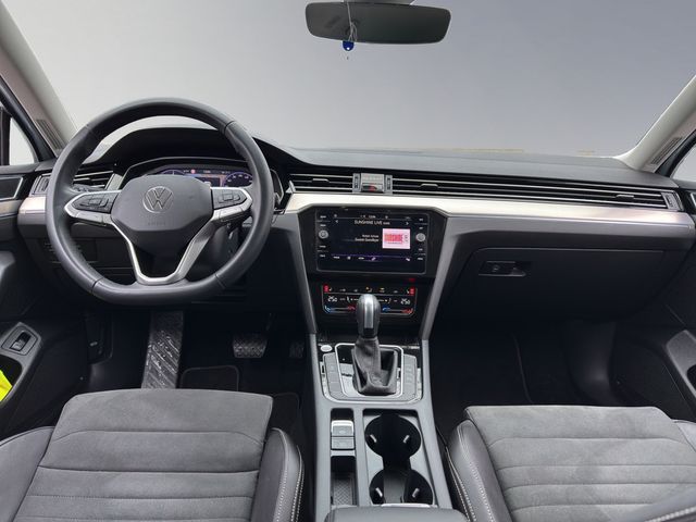Passat Variant 2.0 TDI Elegance DSG MATRIX-LED