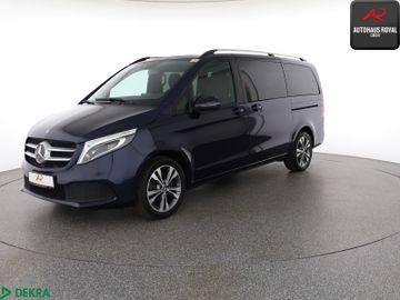 Mercedes V 220 - 1