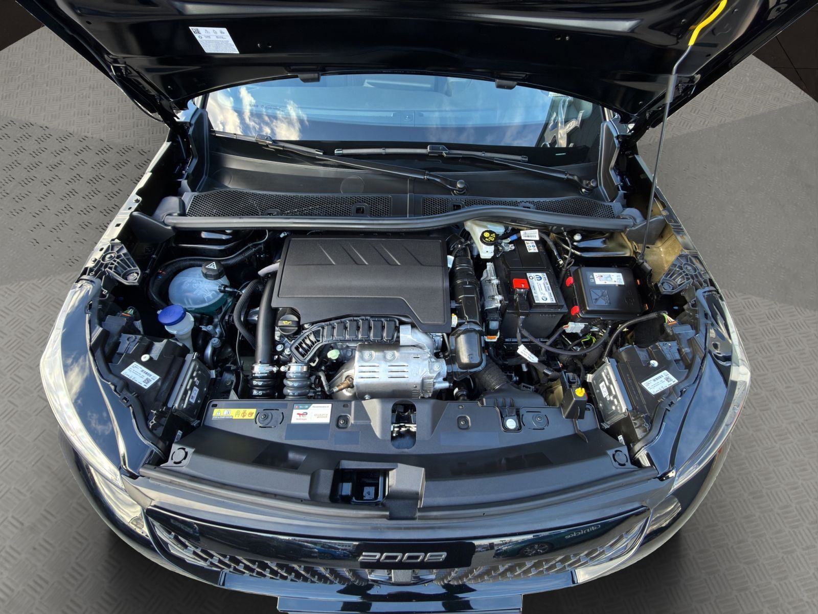 Peugeot 2008 - Bild 19