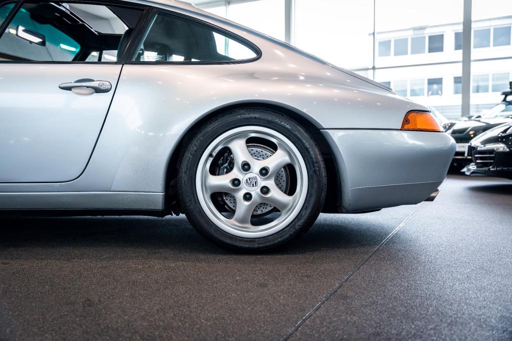 Porsche 993