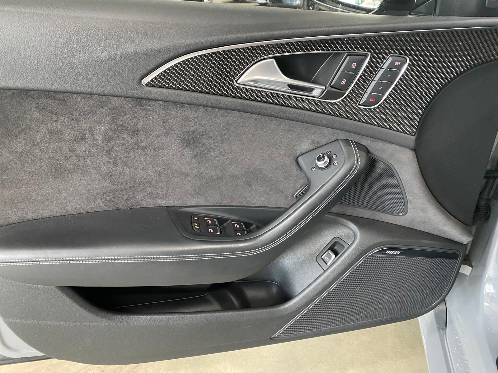Fahrzeugabbildung Audi RS6 4.0 TFSI quattro performance