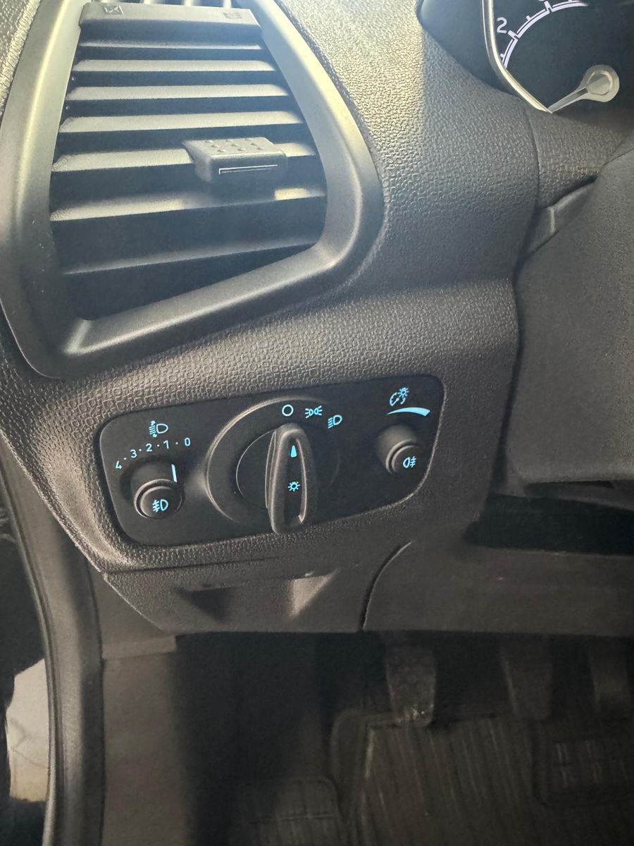 Fahrzeugabbildung Ford EcoSport Trend / AHK/ NAVI/ KAMERA/ GARANTIE
