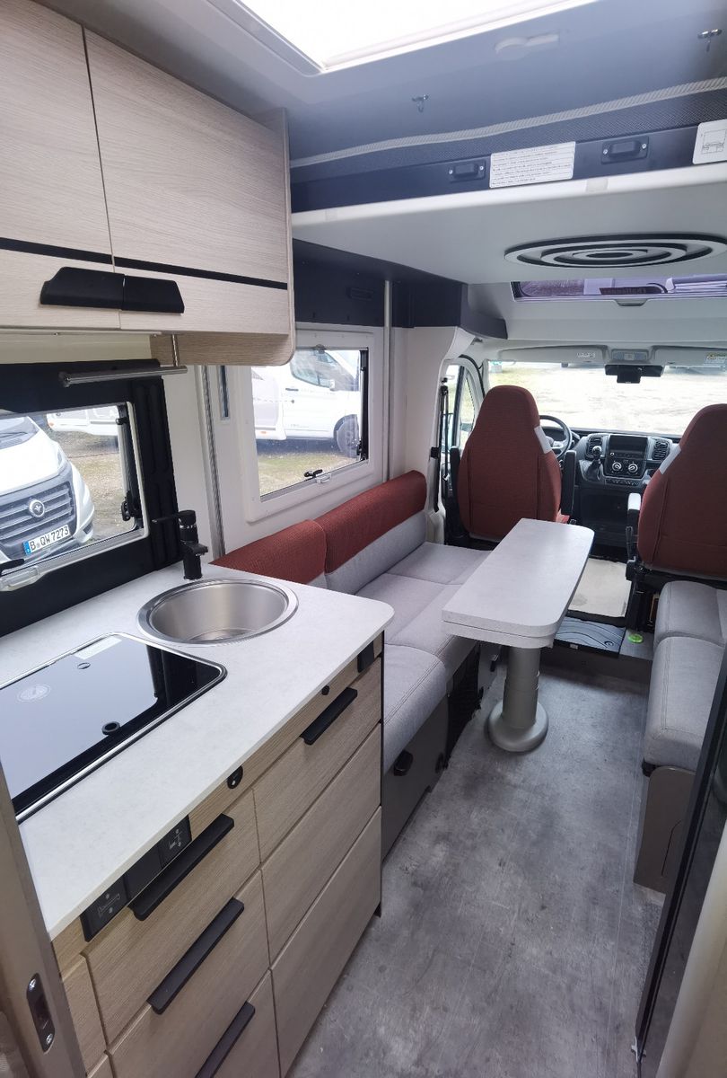 Fahrzeugabbildung Challenger X150