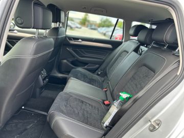 Volkswagen Passat Variant - 12