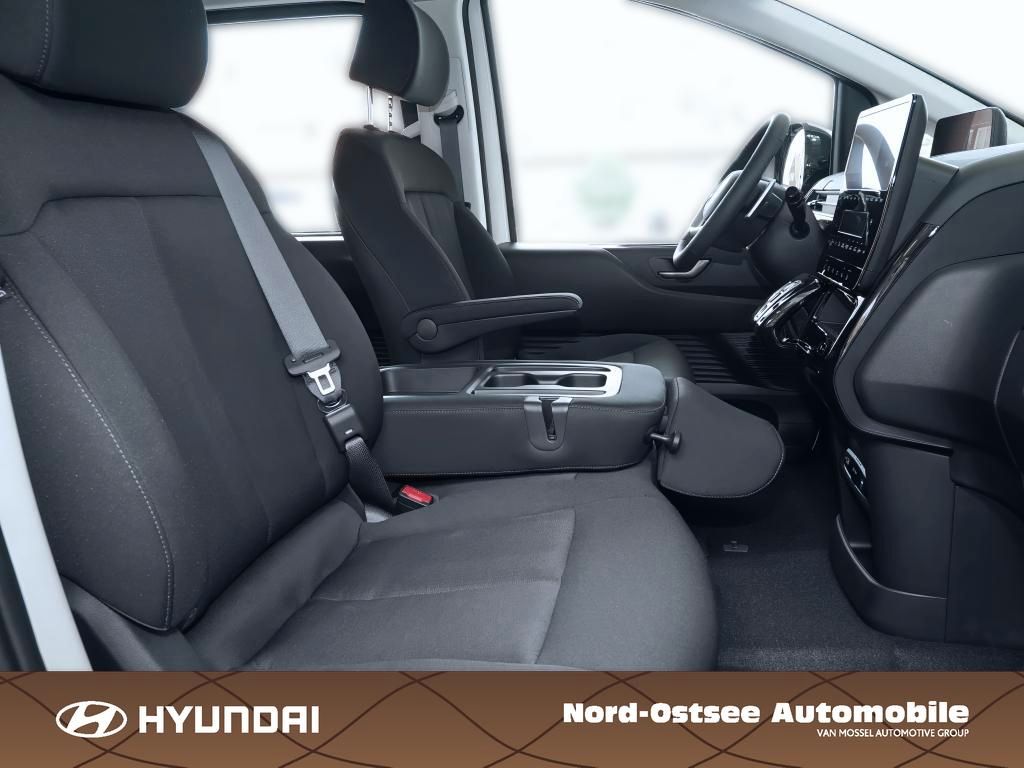 Fahrzeugabbildung Hyundai STARIA 9-Sitzer TREND Easy Acces Paket