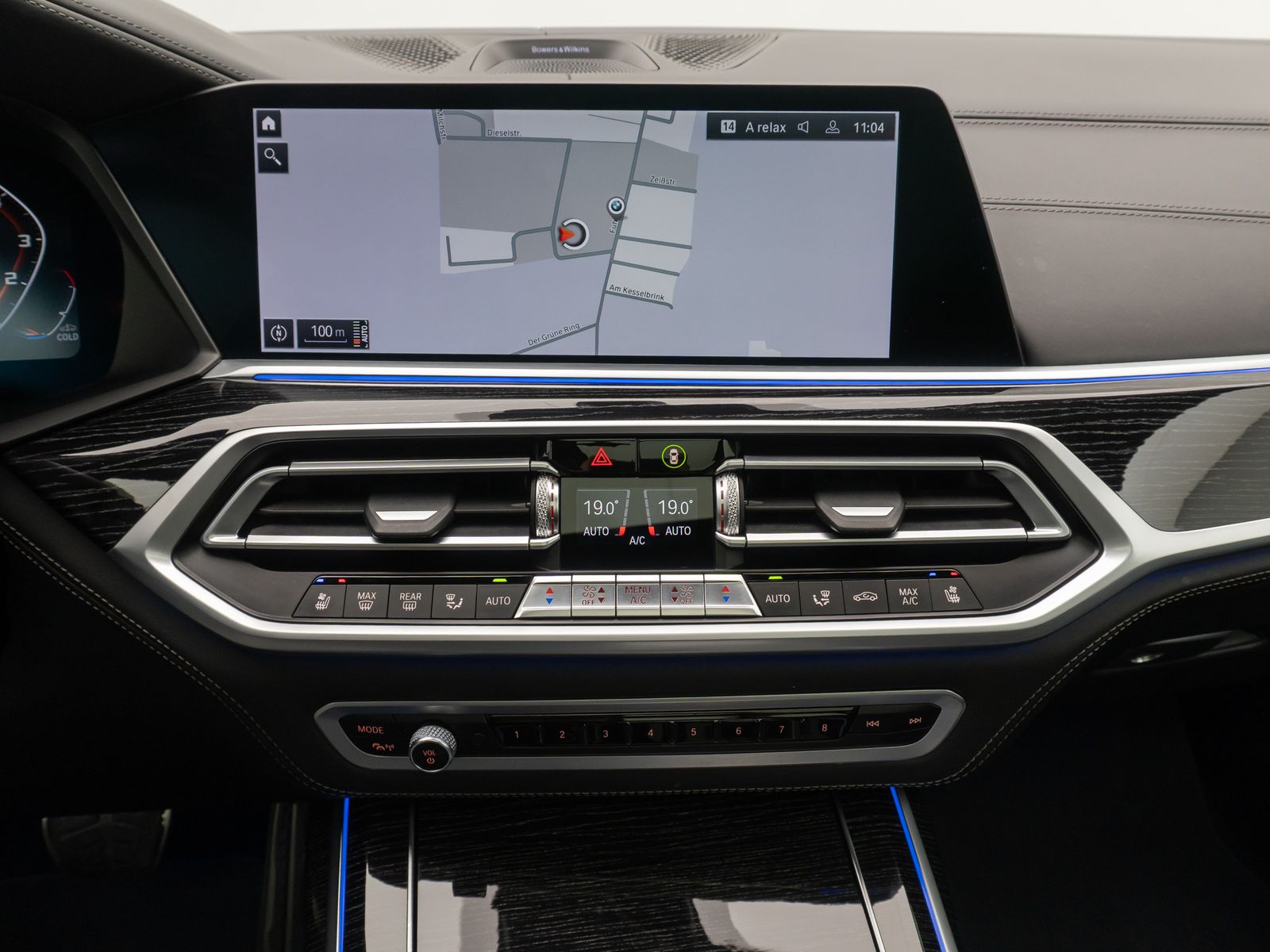 Fahrzeugabbildung BMW X7 M50i 360°HUD B&W Massage FondEnt 22Zoll Voll