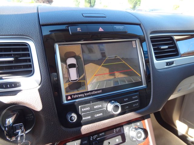Fahrzeugabbildung Volkswagen Touareg V6 TDI/Leder/Xenon/AHK/360Kam/Navi/
