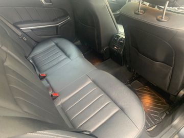 Mercedes E 350 - 3