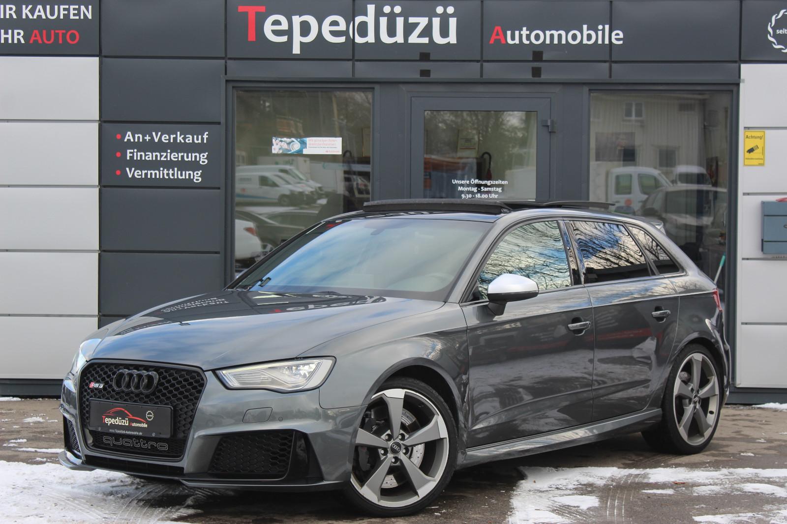 Audi RS3 Sportback 2.5 TFSI quattro*RS SITZE-AGA*PANO