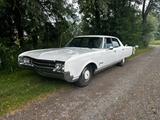 Oldsmobile 98 Luxury Sedan  - Oldsmobile: 98