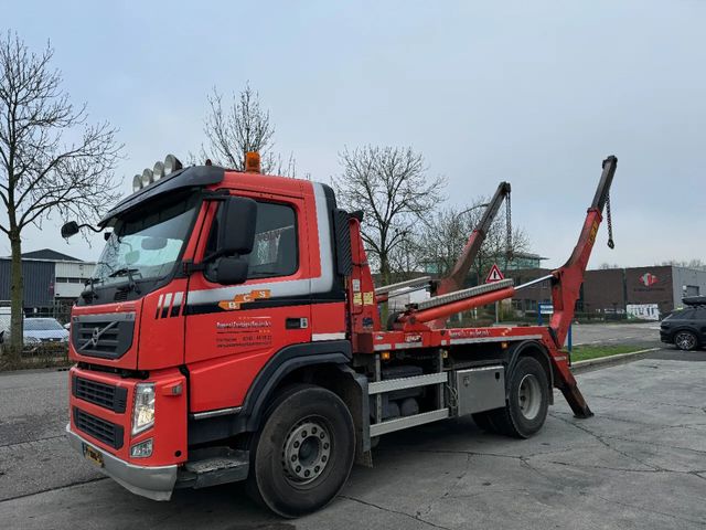 Volvo FM 330 4X2 HYVA LIFT 14T + REMOTE CONTROL TÜV TI