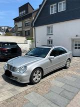 Mercedes-Benz Rostfrei /TÜV / Vieles NEU  C 220 CDI AVANTGARDE - Mercedes-Benz C 220 aus 2004: Cdi