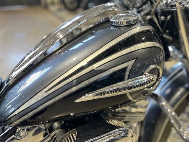 Fahrzeugabbildung Harley-Davidson FLSTNSE CVO SOFTAIL DELUXE