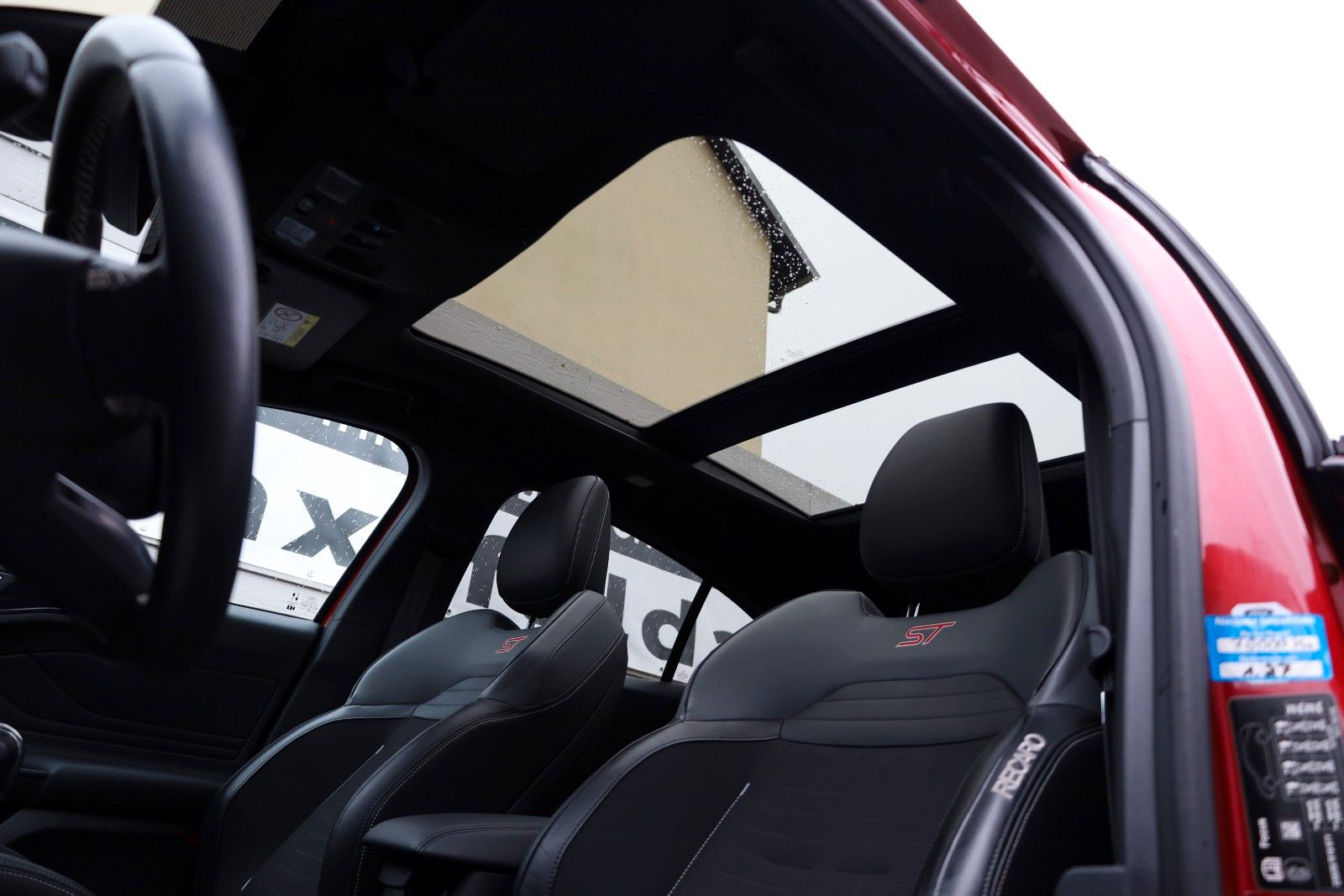 Fahrzeugabbildung Ford Focus Lim. ST,Navi,SH,HUD,Kamera,ACC,Panorama+WR