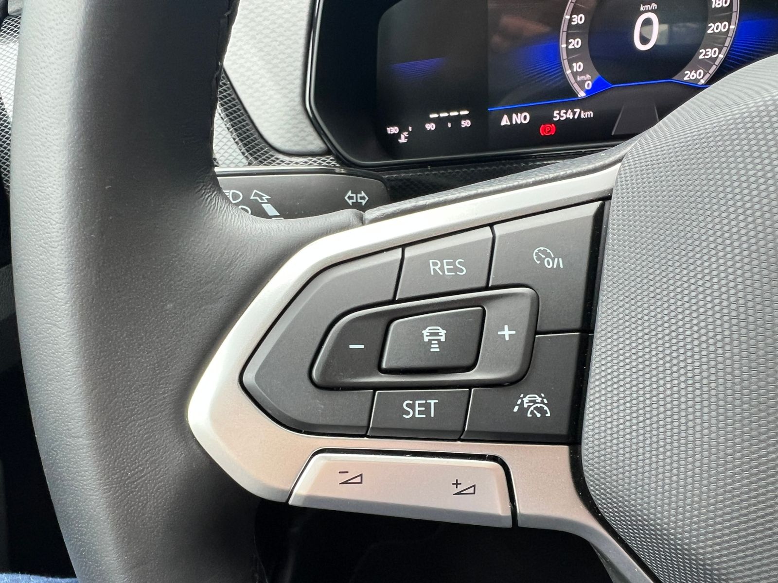 Fahrzeugabbildung Volkswagen T-Cross Life 1.0 l TSI *LED,ACC,Navi,Kamera,16''