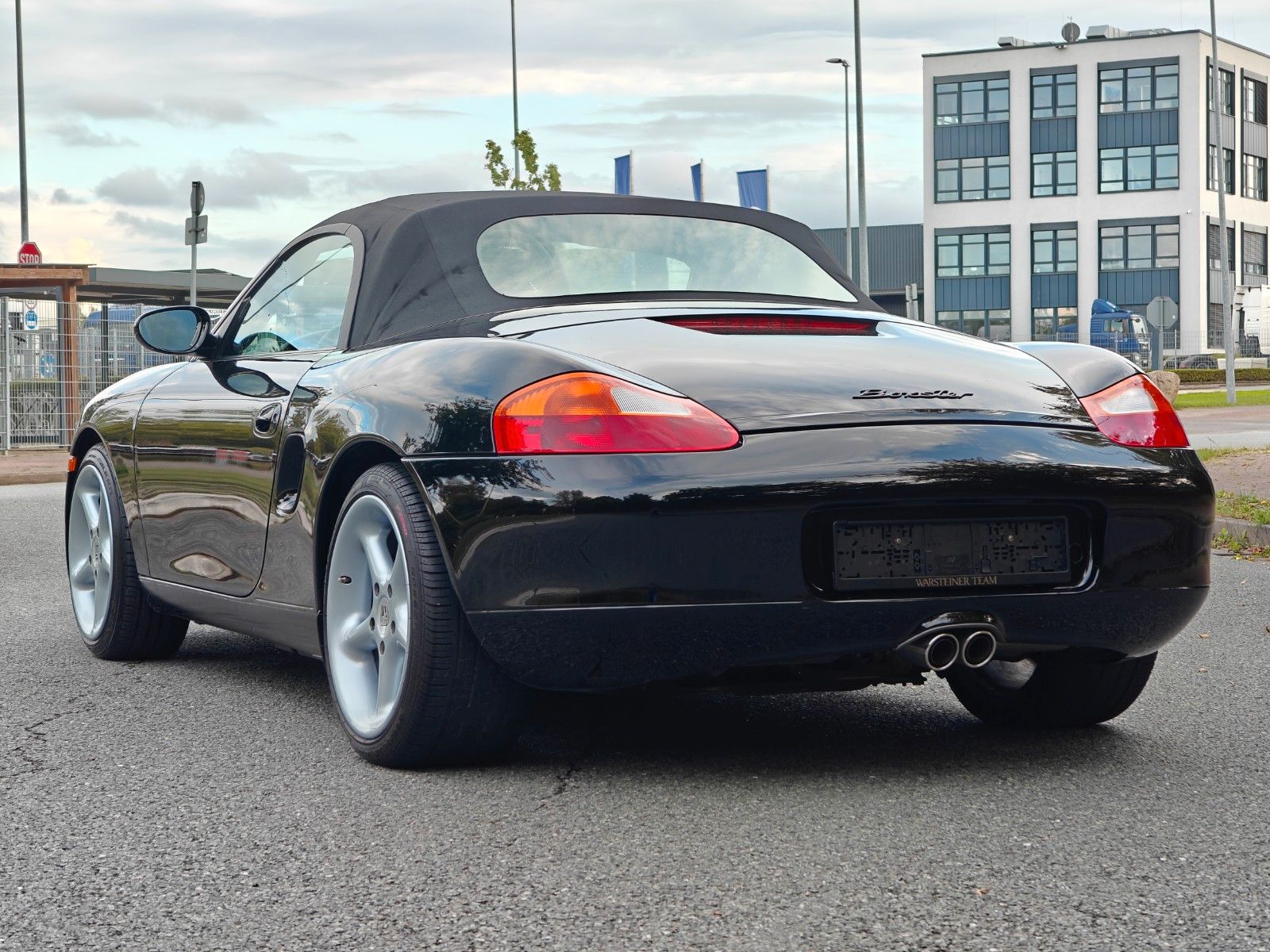Fahrzeugabbildung Porsche Boxster 986 2.7 Cabrio - WENIG KM, HU NEU! -