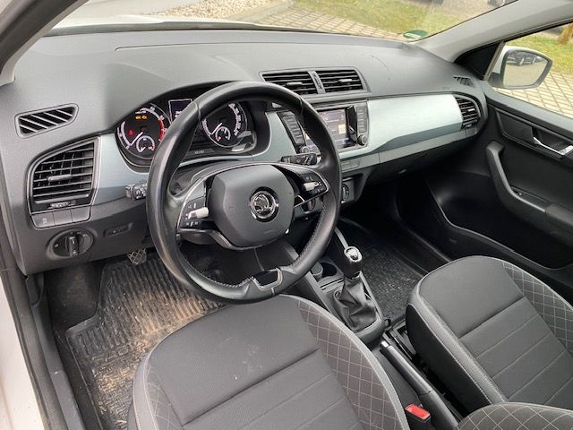Fabia 1.0 TSI Ambition INFOTAUNMENT-PAKET/NAVI/S