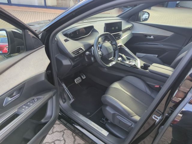 Peugeot 5008 GT BlueHDi 130 EAT8