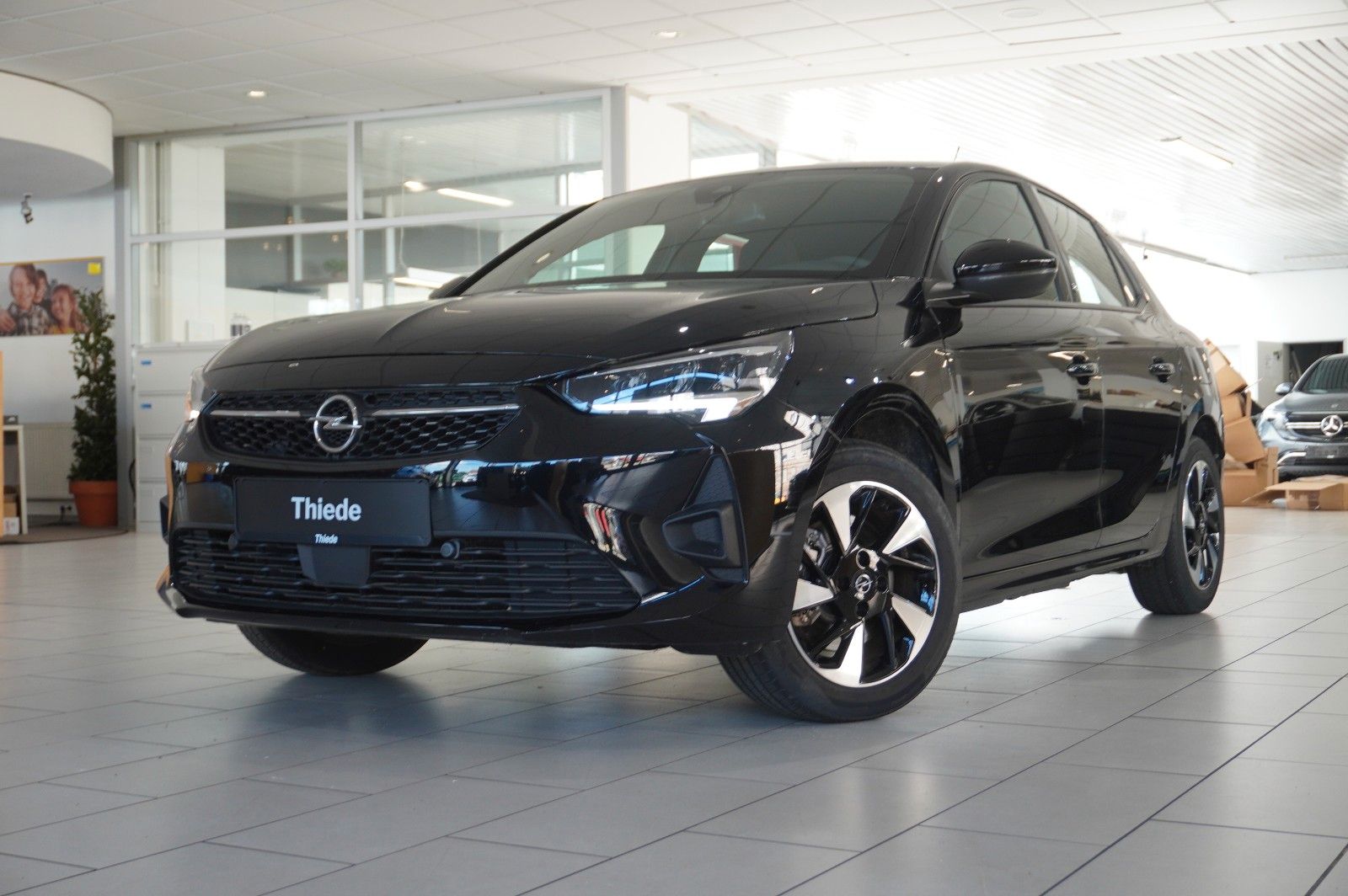 Fahrzeugabbildung Opel Corsa-e F GS SPORT 1-PHASIG NAVI/LED/VIRTU./DAB+