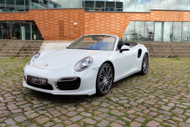 PORSCHE 991 Turbo Cabriolet