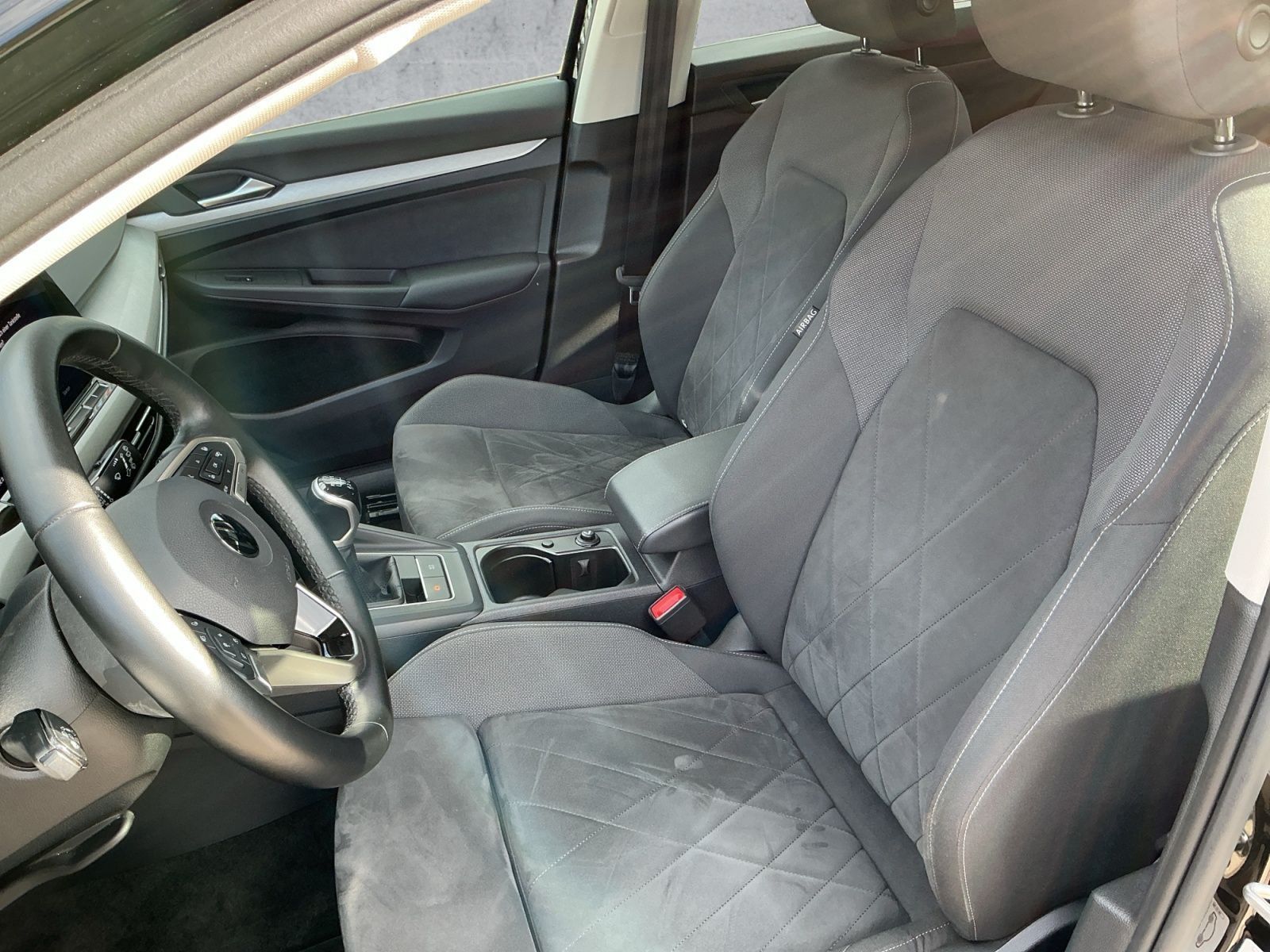 Volkswagen Golf - Bild 12