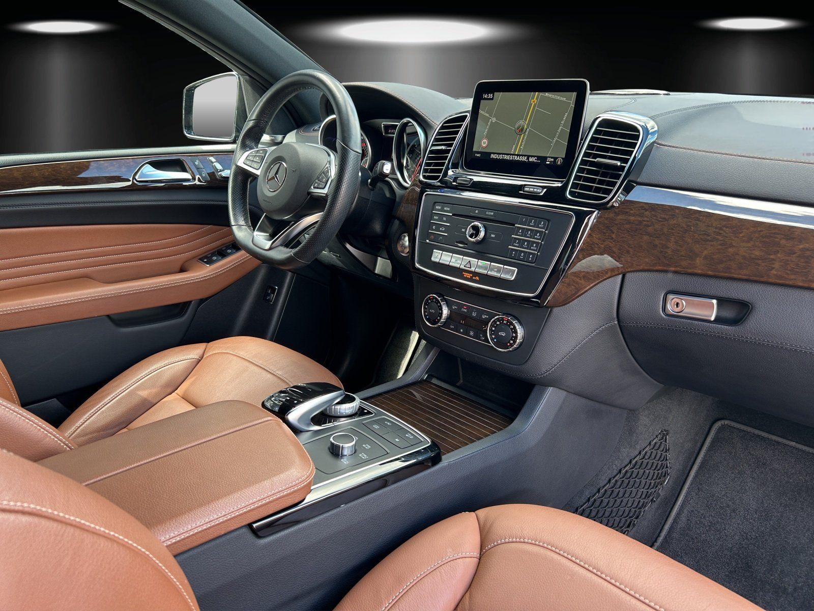 Fahrzeugabbildung Mercedes-Benz GLE43 AMG Cpé DISTRO Comand AIRMATIC HK-Hifi ILS