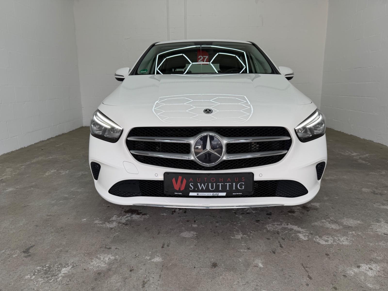 Mercedes-Benz B 200 7G-DCT Progressive+LED+NAVI+ANHÄNGERKUPPL.