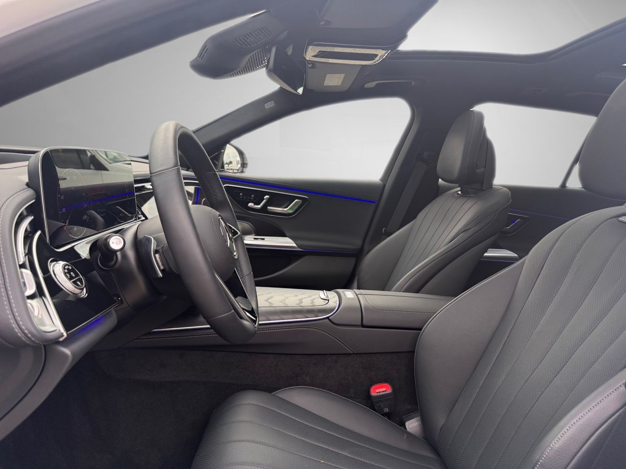 Mercedes-Benz E 300 e T Exclusive Superscreen AHK 20 Zoll AMG foto 15