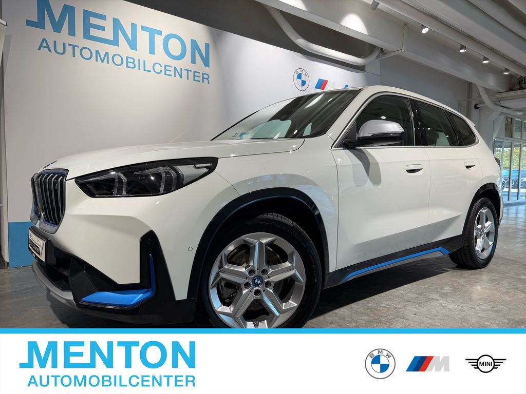 Image of BMW iX1