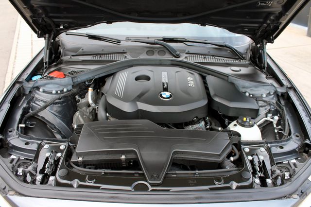 Fahrzeugabbildung BMW 118i Steptronic Advantage Navi Prof. H&K PDC SHZ
