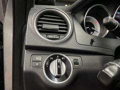 MERCEDES-BENZ C 220 T CDI / DESIGNO / HARMAN KARDON/ AUTOM./ MERCEDES-BENZ C 220 T CDI / DESIGNO / HARMAN KARDON/ AUTOM./