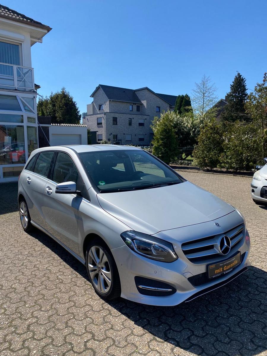 Mercedes-Benz B 180 B B 180 Urban Style Edition