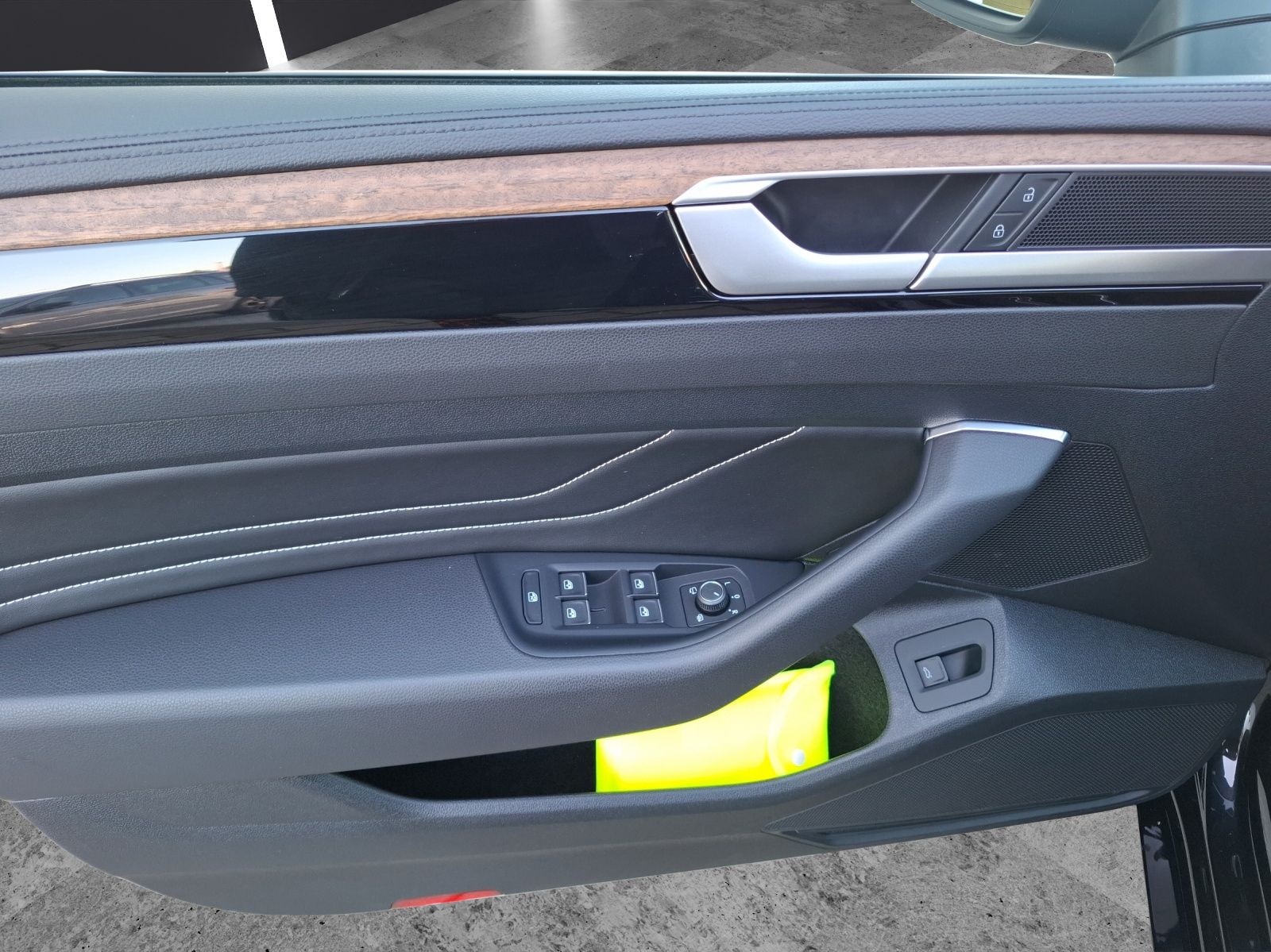 Fahrzeugabbildung Volkswagen Arteon SB TDI Elegance DSG LED AHK NAvi AID ACC