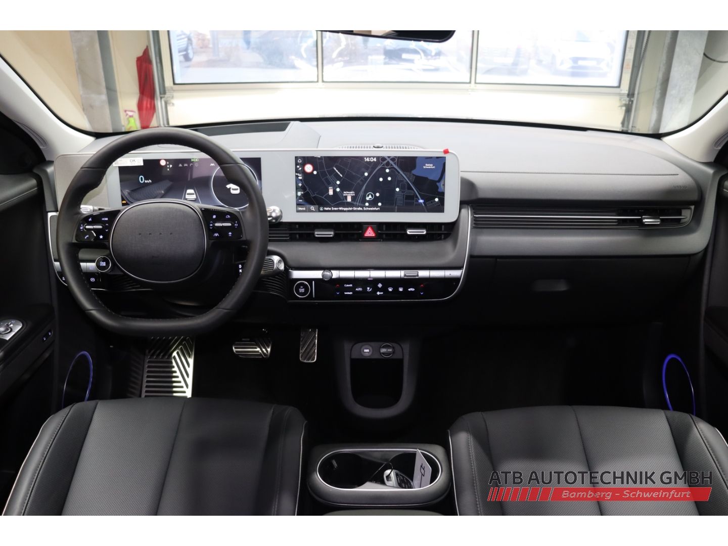 Fahrzeugabbildung Hyundai IONIQ 5 Uniq SOH 100% 4WD 77,4 kWh Relax-Paket 2