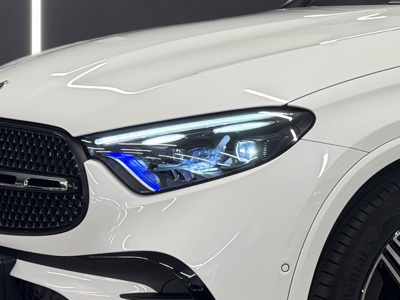 Fahrzeugabbildung Mercedes-Benz GLC 300 4M AMG Plus*Airmatic*STDHZG*Distro*AHK*