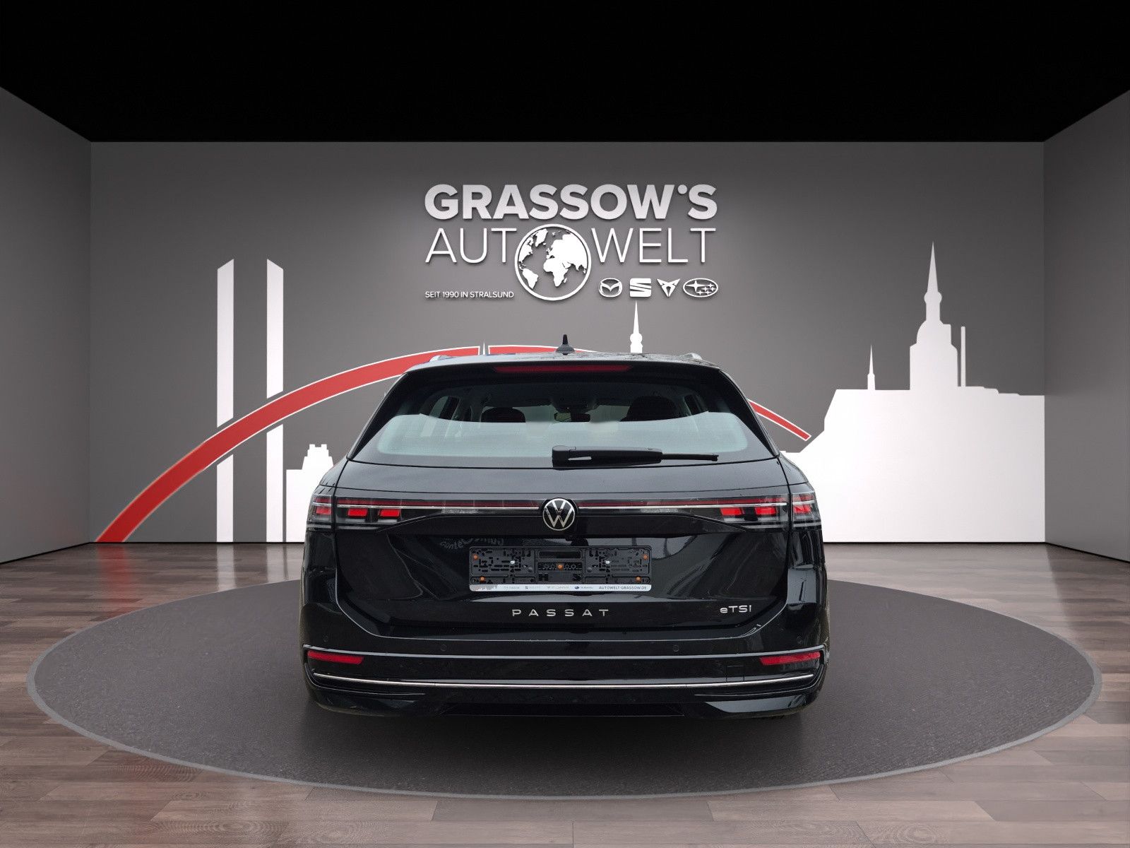 Fahrzeugabbildung Volkswagen Passat Variant 1.5 eTSI  DSG MATRIX/NAV/HEADUP