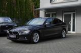 BMW 316i Limousine Sport Line *LED* *NAVI* *SHZ* - BMW 316 aus 2016