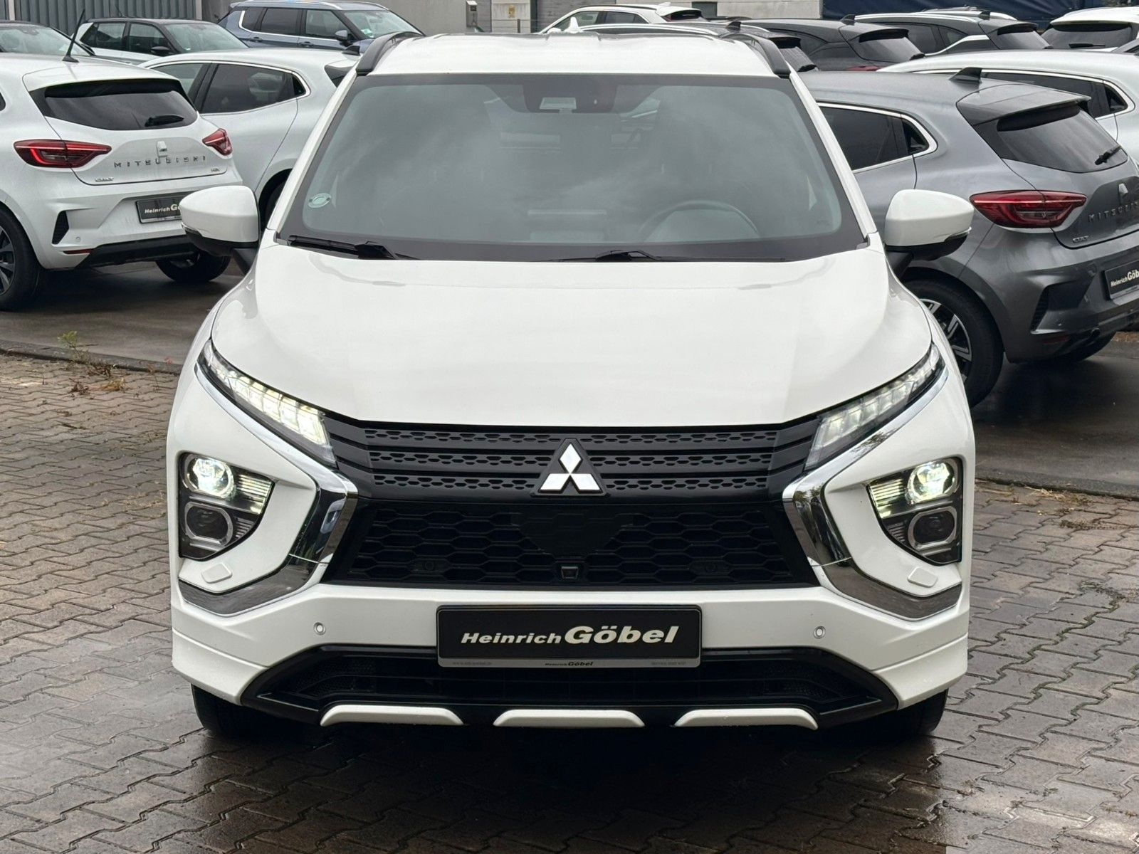 Fahrzeugabbildung Mitsubishi Eclipse Cross PHEV Select