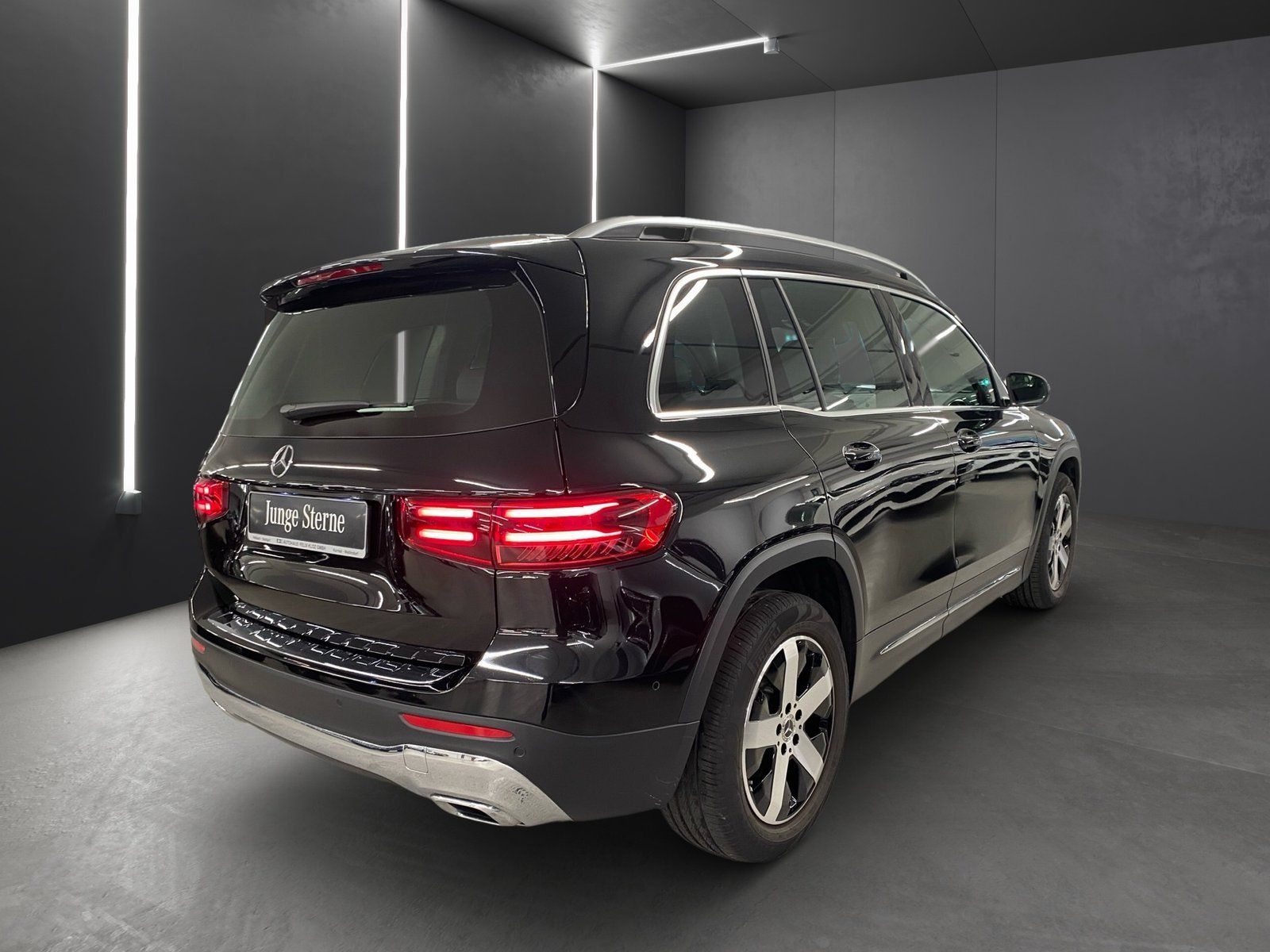 Fahrzeugabbildung Mercedes-Benz GLB 200 Progressive*LED*Kamera*CarPlay*Easy-Pack