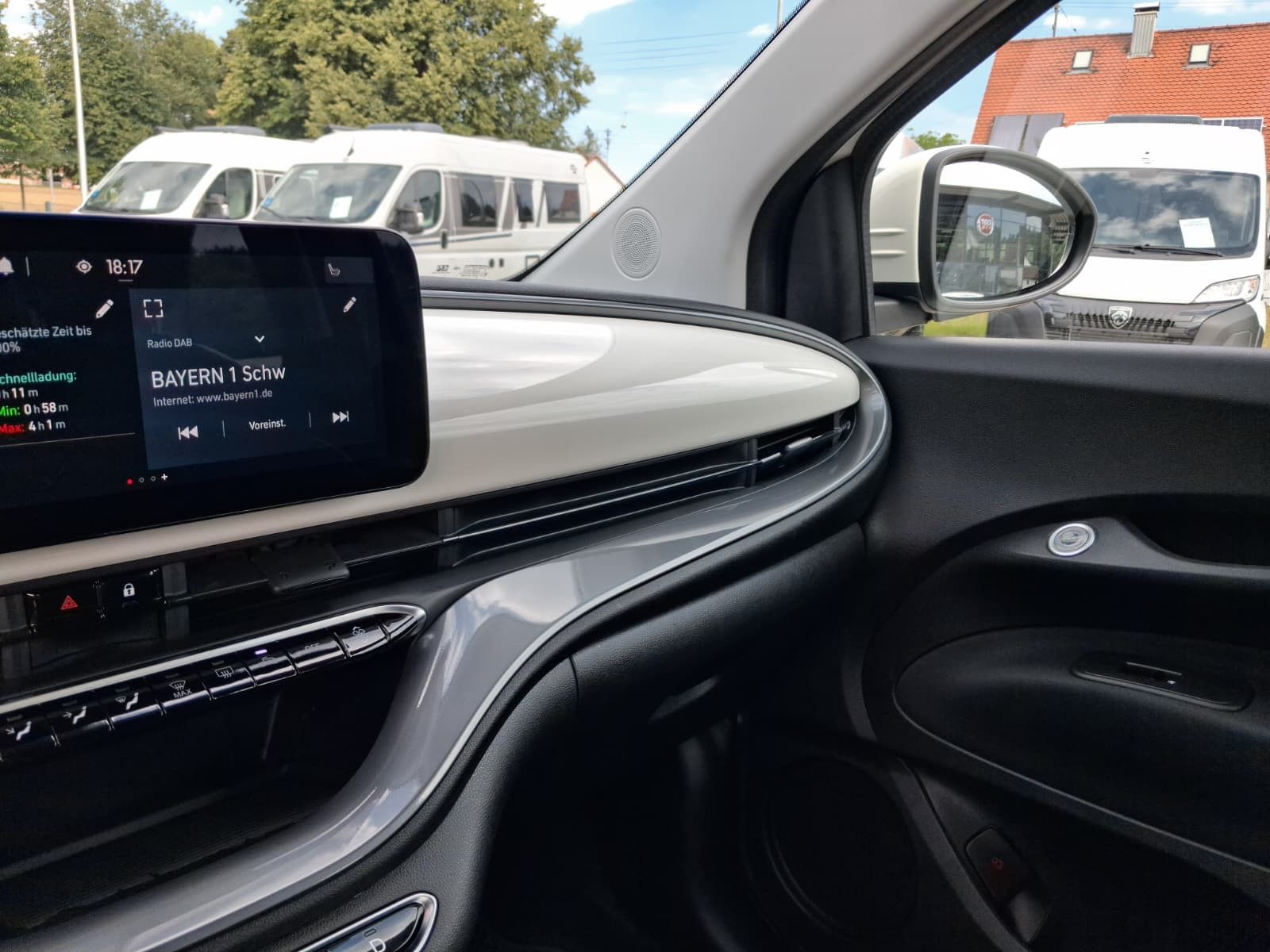 Fahrzeugabbildung Fiat 500 E  Cabrio